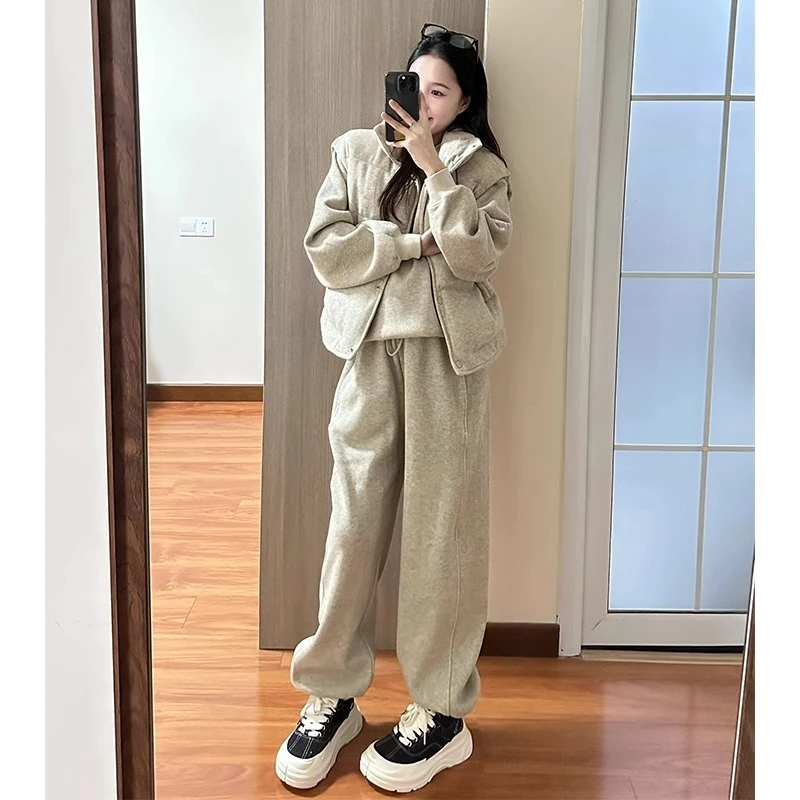 秋冬2024简约时尚休闲运动套装女马甲外套加绒卫衣束脚长裤三件套