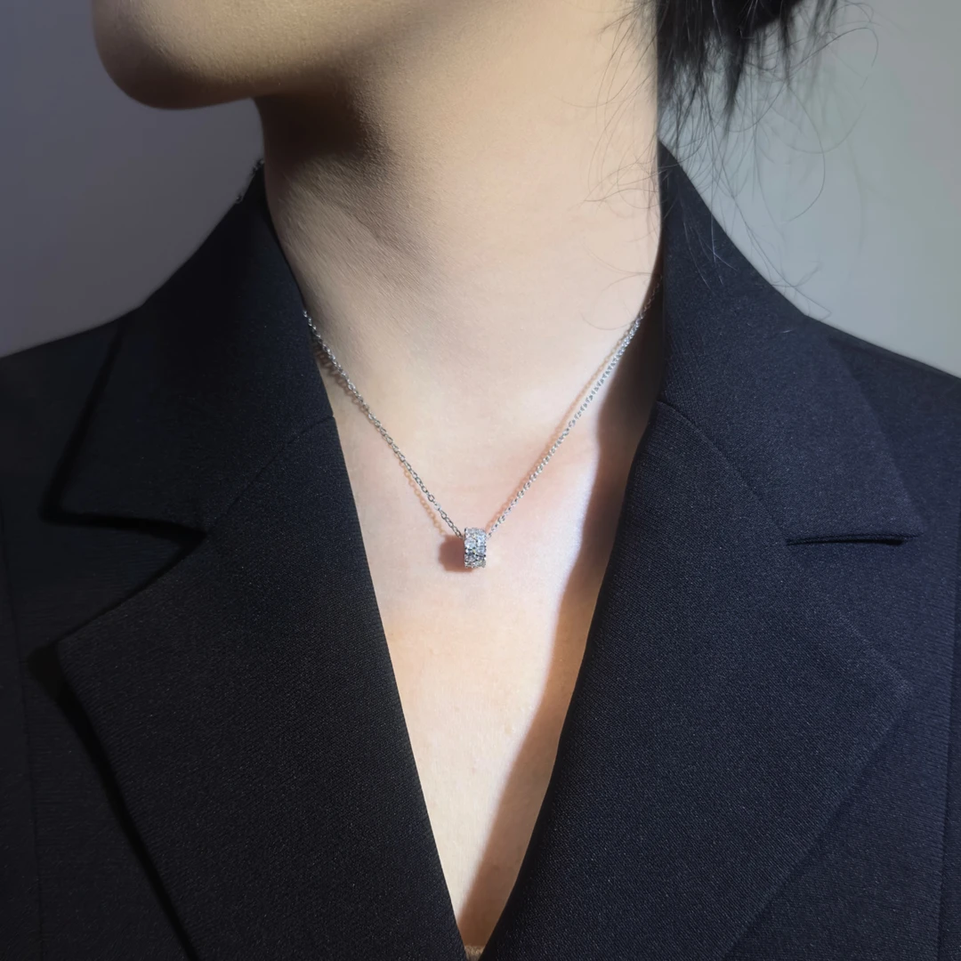 铜合金合成锆石项链 满钻小滚筒项链精致轻奢时尚百搭锁骨链2034D