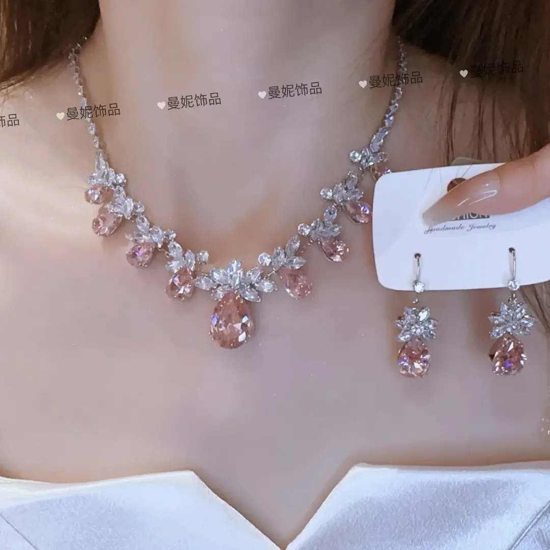 铜合金合成锆石项链 时尚轻奢百搭粉色花朵水滴项链耳钉两件套