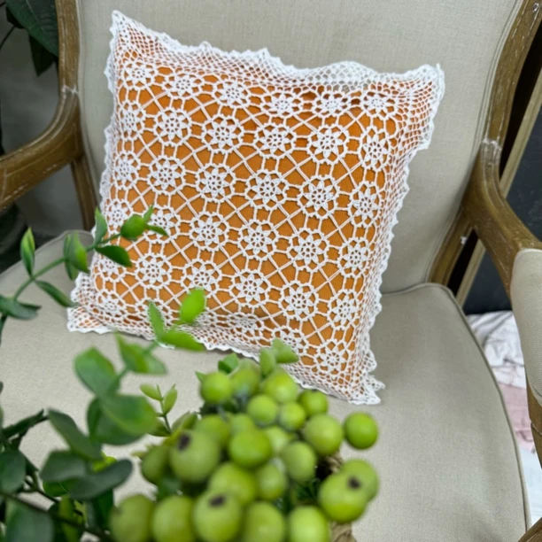 G106 手工细线钩针满天星 靠垫套 白色棉质38cm（不含芯）一对氧化