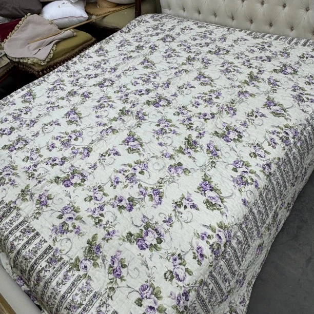 M412  紫蔷薇纯棉密绗缝双人被  2.2×2.4m