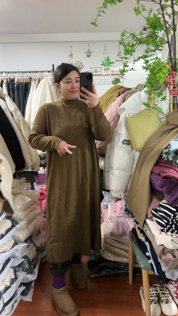大眼睛大码 针织长款连衣裙打底05