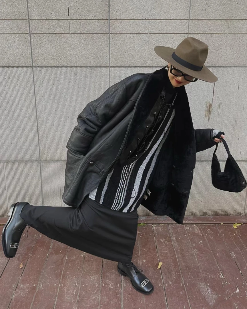 韩版大翻领皮夹克vintage