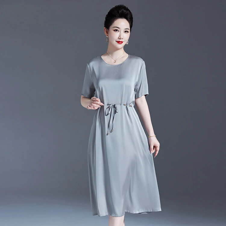 高端品牌真丝连衣裙女2024新款夏季气质纯色中年妈妈桑蚕丝中长裙