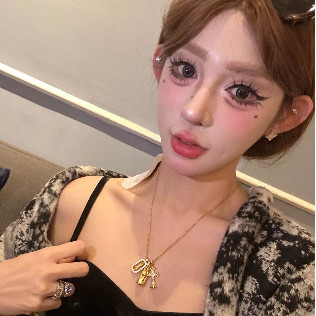 铜合金项链 韦雪同款新中式招财貔貅吊坠时尚金刚杵十字架项链