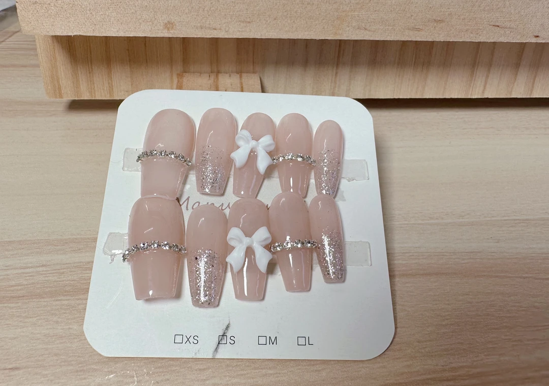 微瑕疵商品仅此一副,纯手工穿戴甲