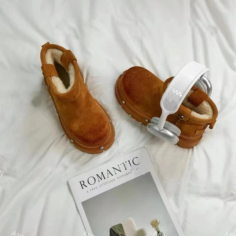 双11秋冬雪地靴新款厚底时尚休闲百搭加绒冬季保暖矮帮英伦风女靴