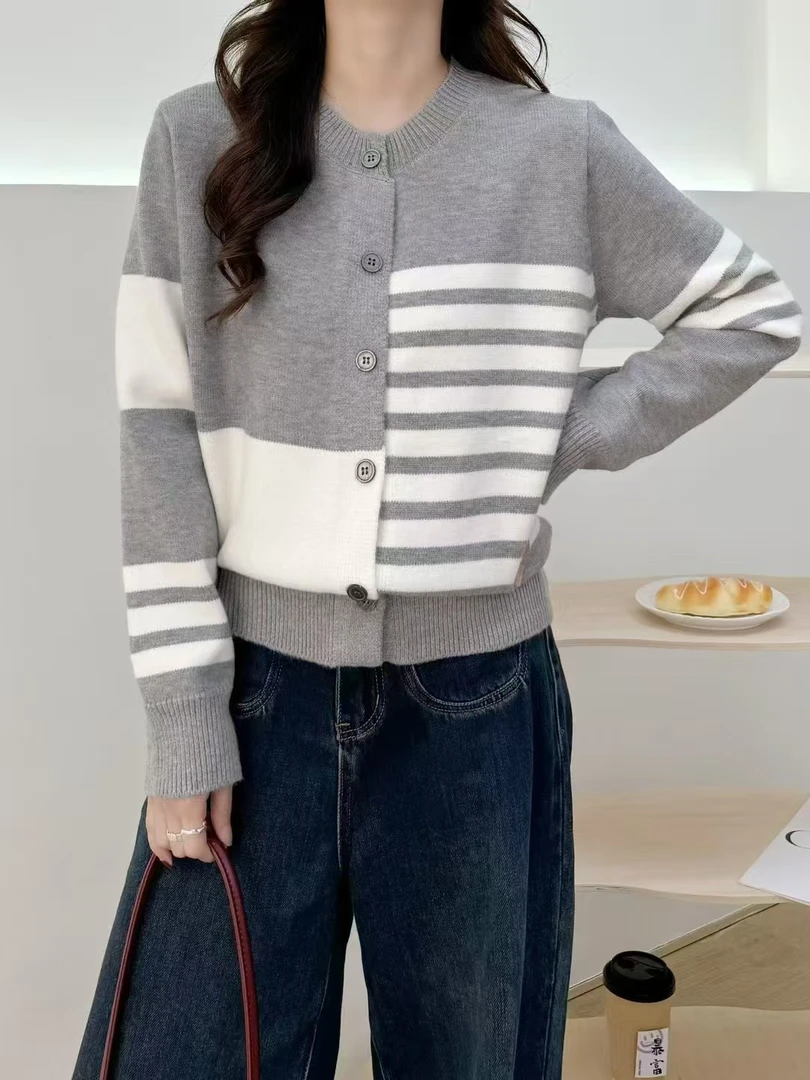 【航海日记】格蕾丝条纹/撞色毛织开衫早春休闲短款针织外套女6886