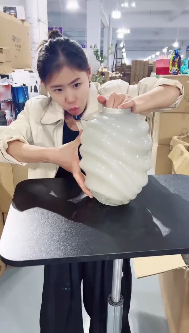 【闪购商品】大橙花瓶厂-A7VFX