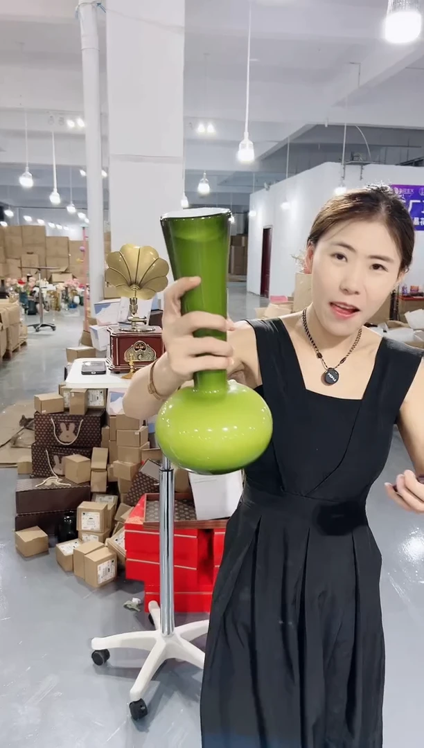 【闪购商品】大橙子的花瓶厂-EQ85
