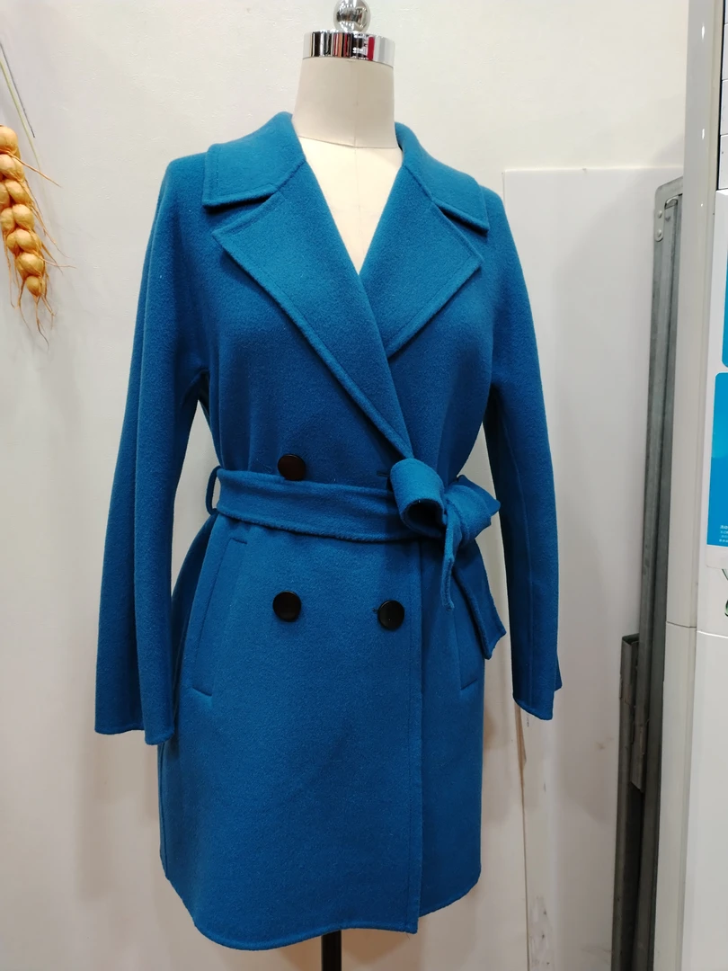 双面羊绒短外套