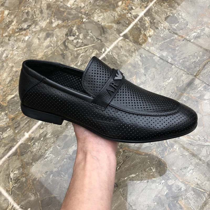 新款男士夏季透气打孔凉鞋男款时尚百搭休闲镂空商务正装尖头皮鞋
