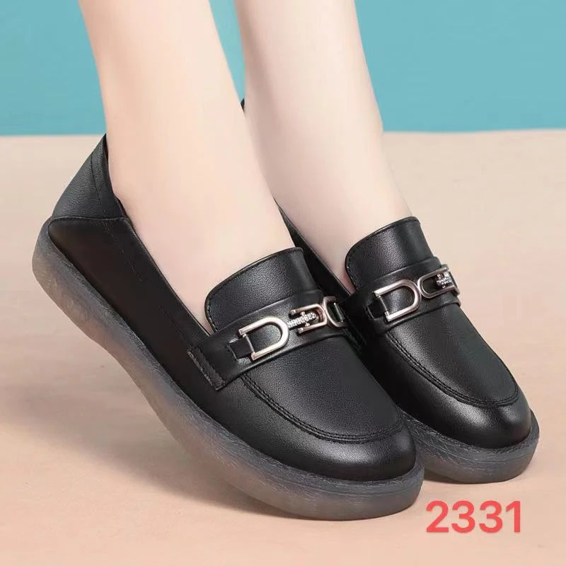 2024新款休闲中年真皮一脚蹬乐福女鞋2331