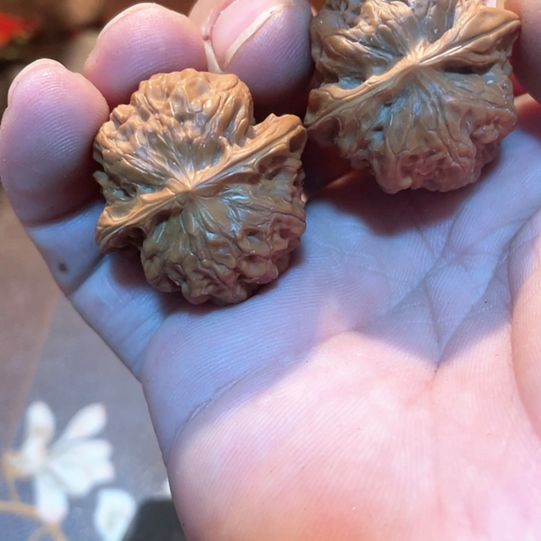 【闪购商品】桃核吊坠E****8