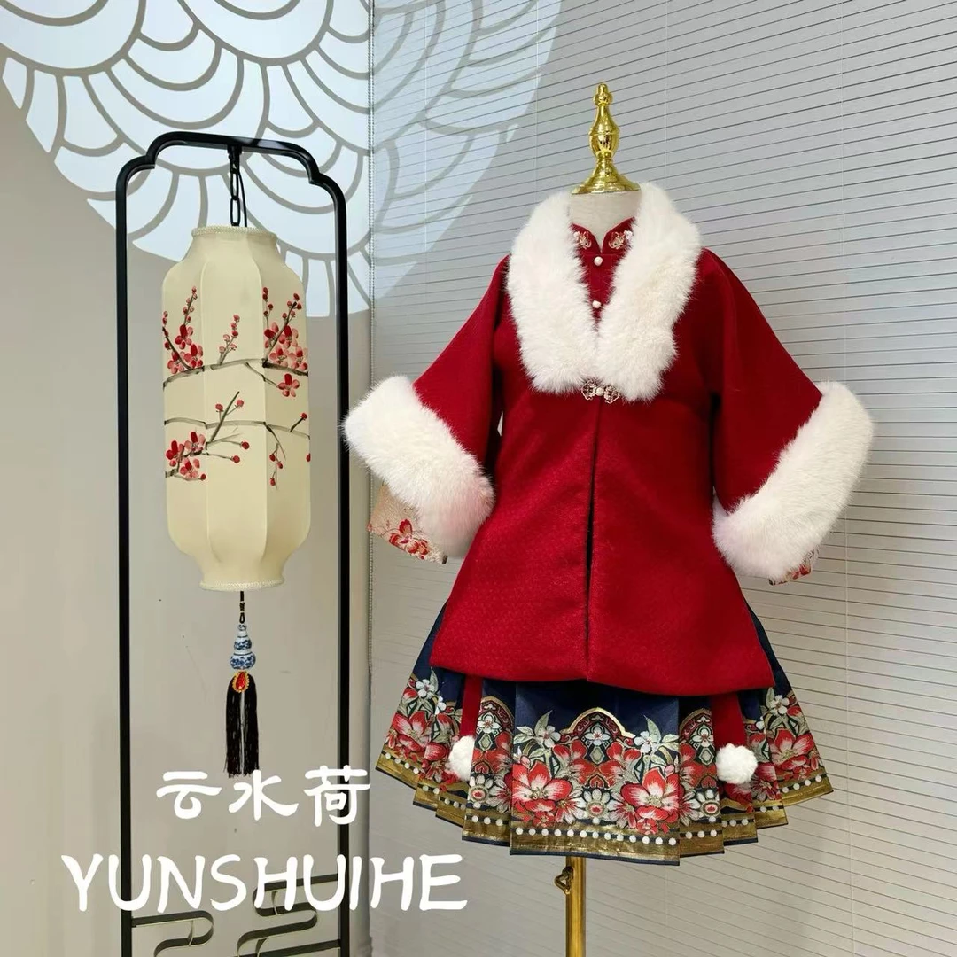 云水荷-女童冬装新款马面裙公主裙加绒加棉汉服套装