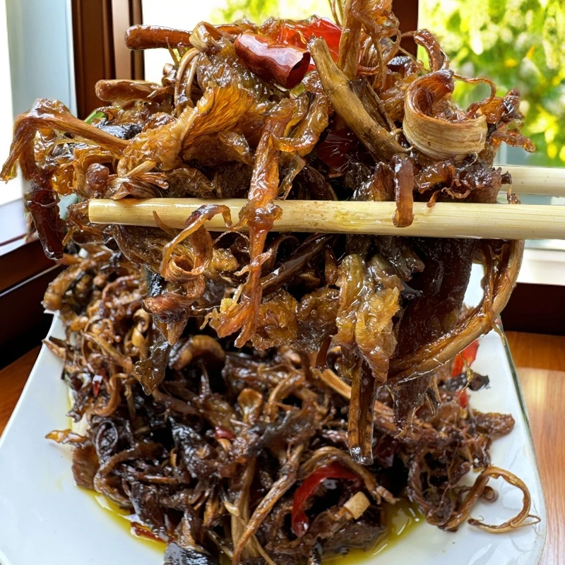 云南野生菌油炸鸡枞