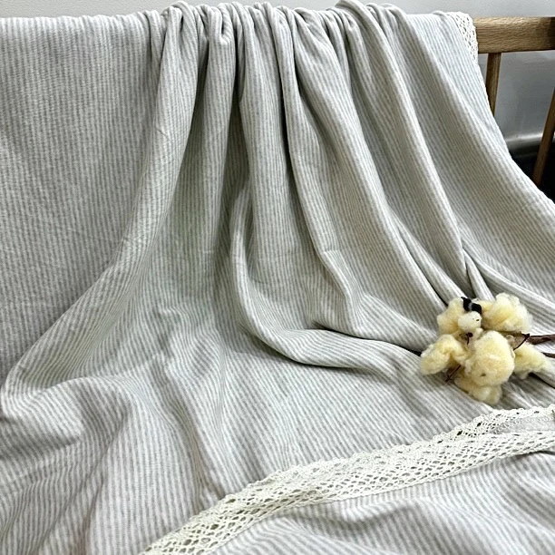 香草绿条纹 原生彩棉180*230cm左右双人花边盖毯