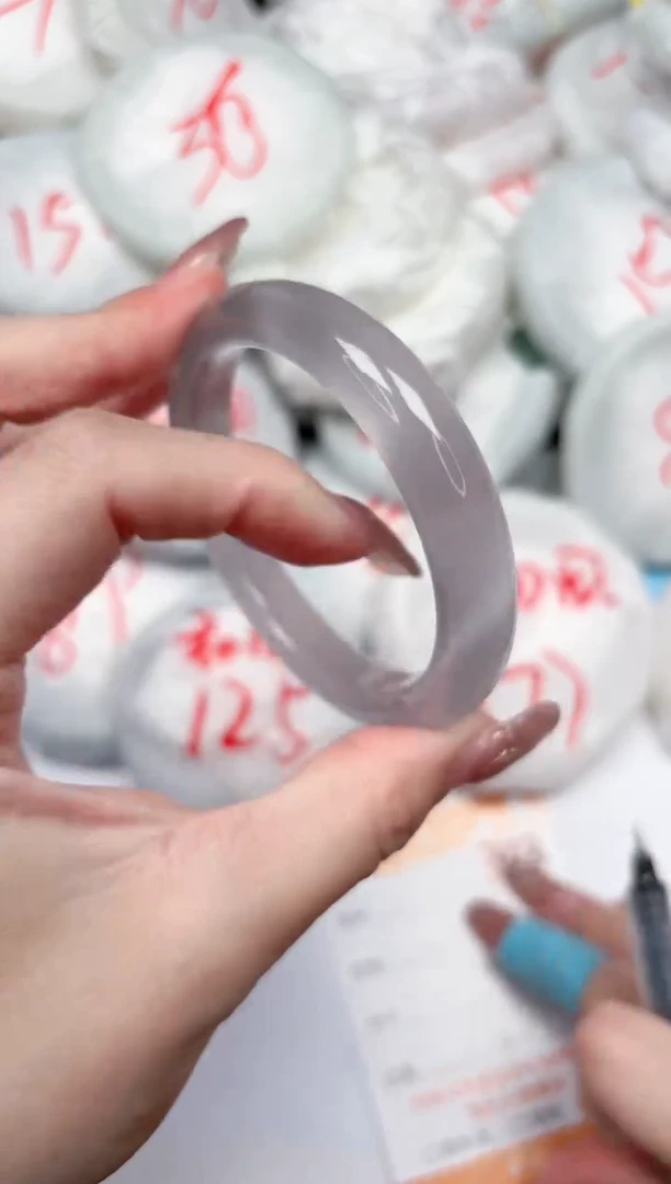 【闪购商品】石英质玉手镯未镶嵌303-55.7