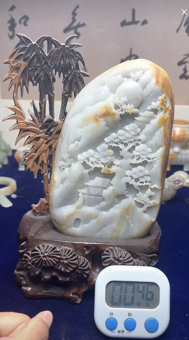 收藏新疆精品摆件