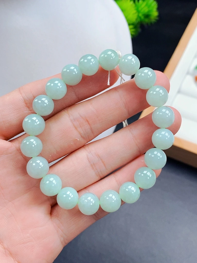 缅甸天然A货翡翠手串