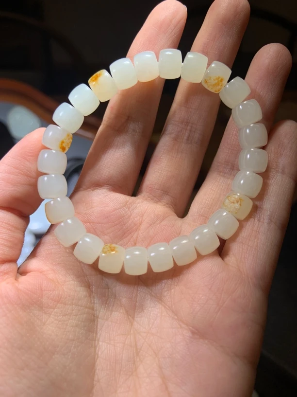 和田玉7×8老型珠手串