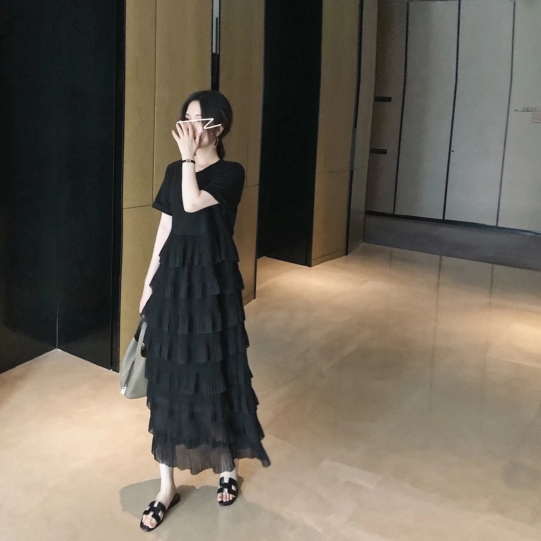 气质复古设计款显瘦套头短袖圆领下摆蛋糕黑色连衣裙女
