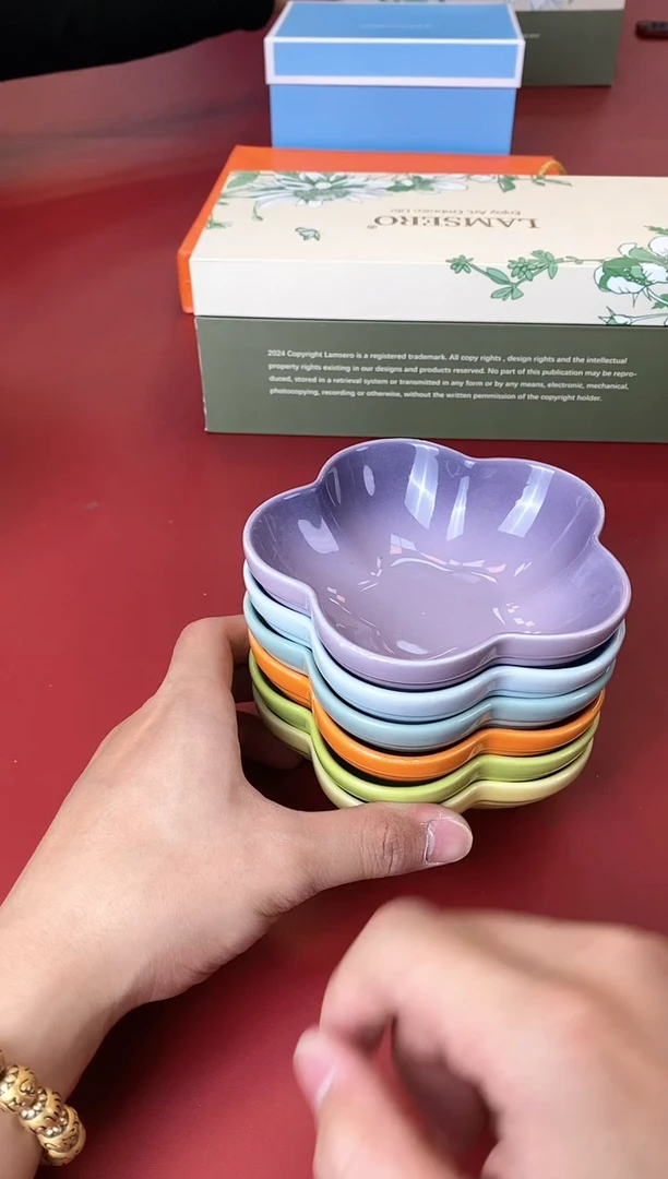 【闪购商品】瓷片新人开播全场漏@@Y61