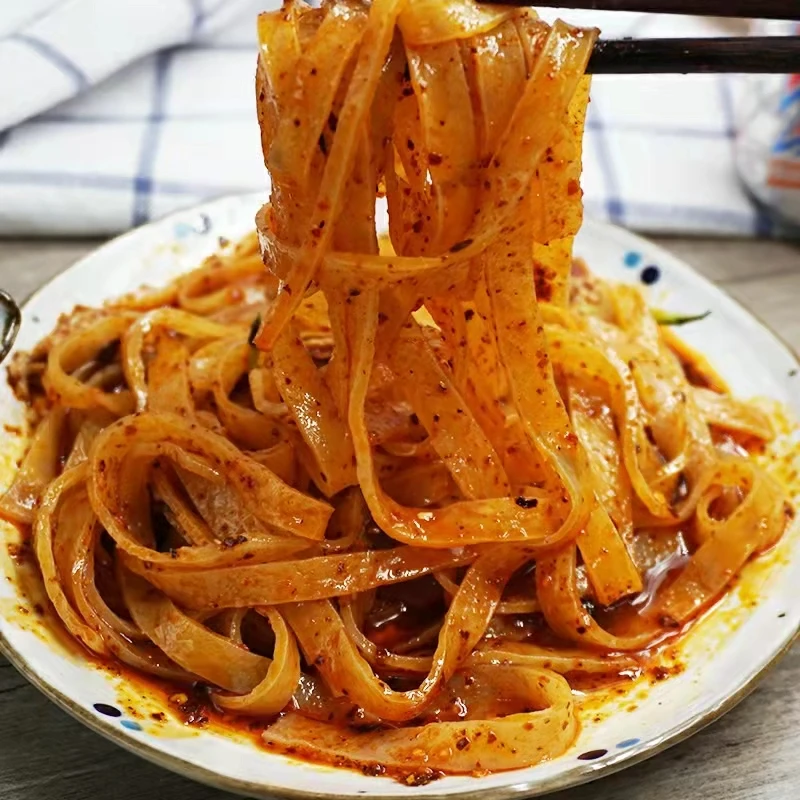 秦小二 陕西宝鸡岐山擀面皮300g/8袋香辣劲道无添加方便又食用