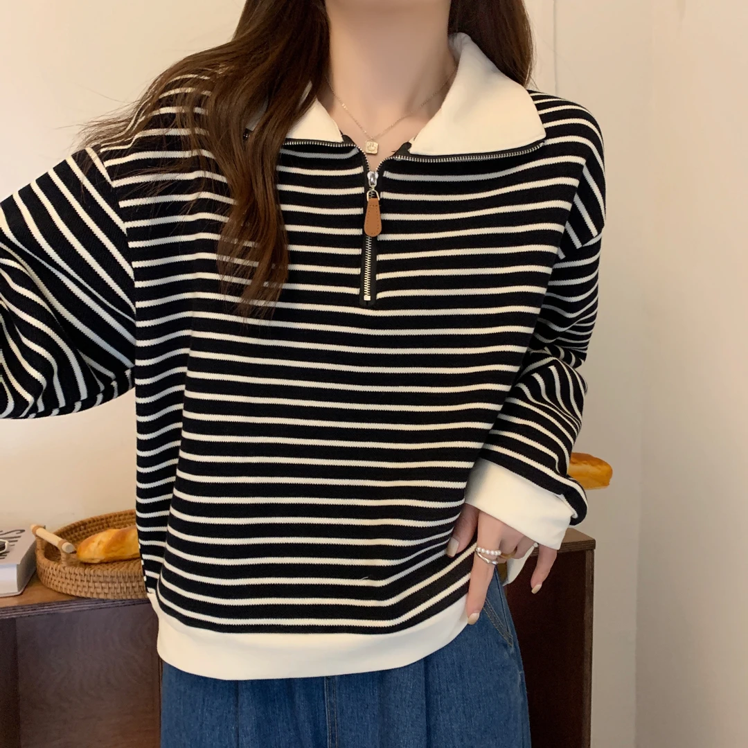 哺乳衣外出辣妈款秋冬胖mm宽松大码哺乳上衣产后显瘦条纹喂奶秋装