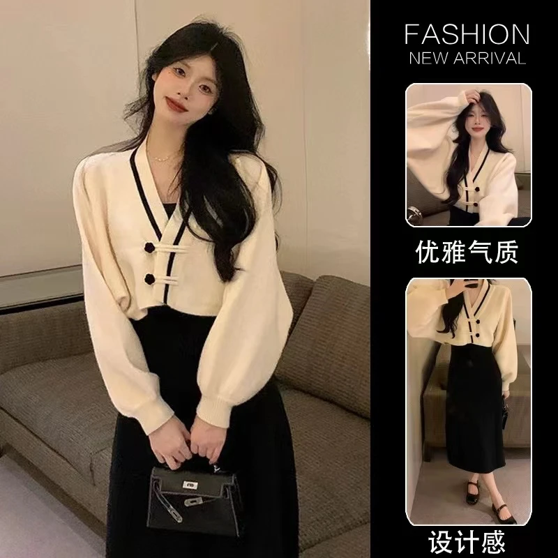 孕妇秋季套装哺乳连衣裙针织吊带裙气质产后精致妈妈衣服月子服潮