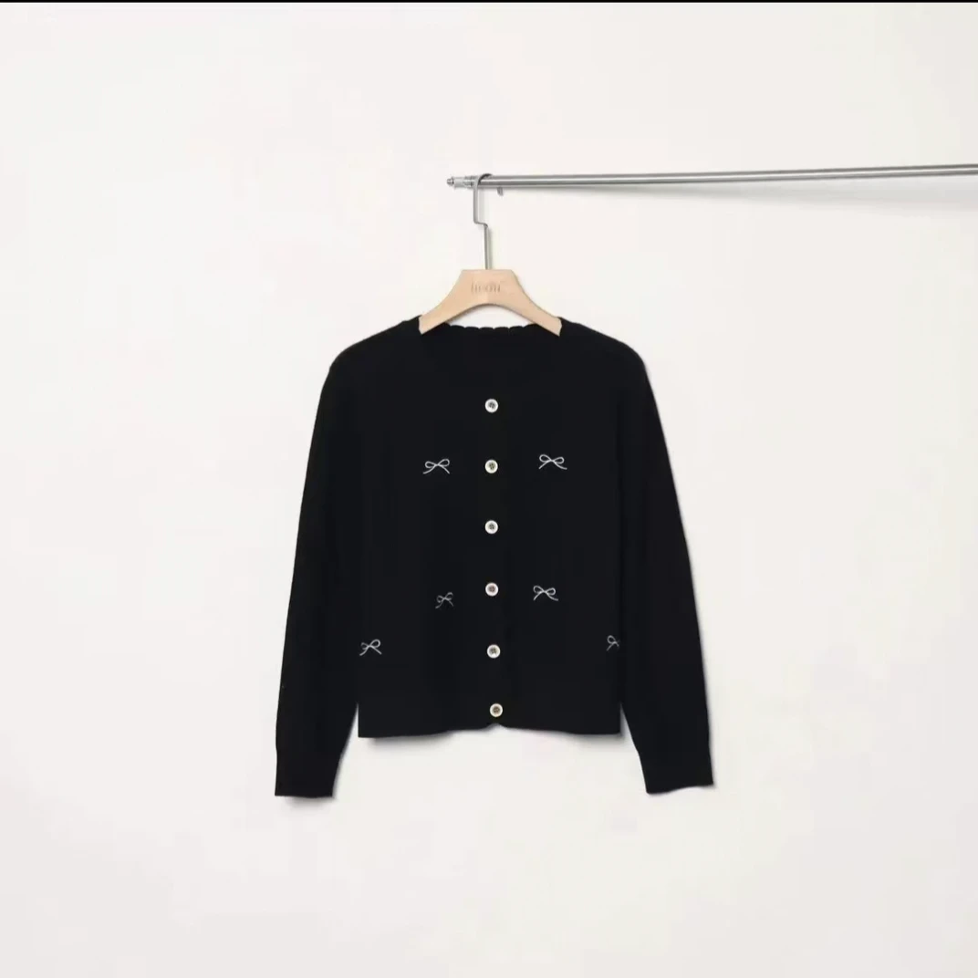 新款蝴蝶结刺绣韩系针织衫甜美显瘦百搭气质上衣8022