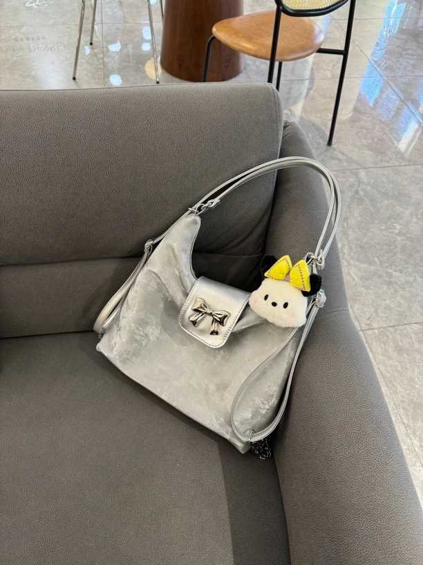 小众设计多功能双肩背包时尚百搭斜挎包2024春夏新款大容量托特包