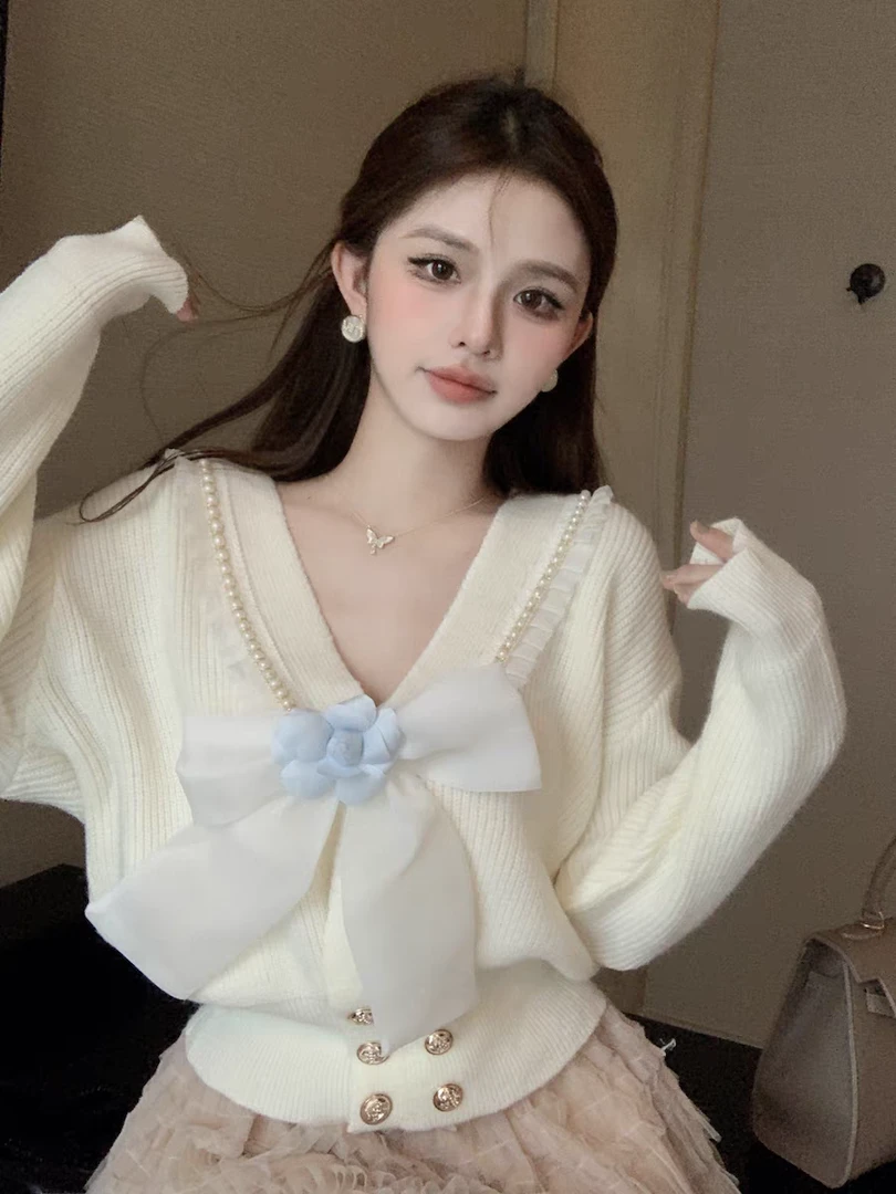 A69小香风法式温柔甜美软糯毛衣女秋冬高级感别致短款针织衫外套