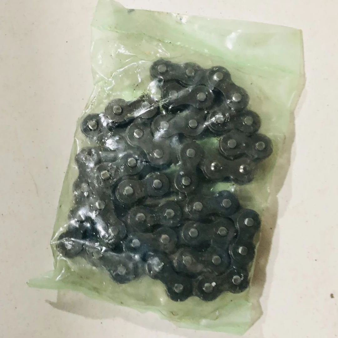 雷沃杂余链条 加一个皮垫
