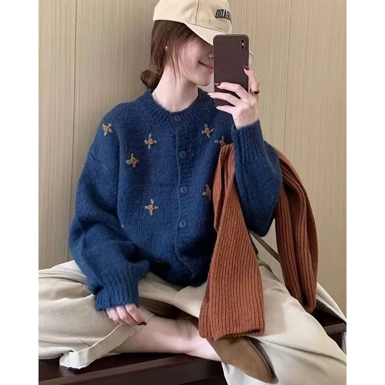 中式手工花朵刺绣开衫2024秋季新款韩版百搭圆领显瘦慵懒风针织衫