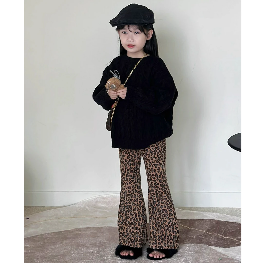 韩版女童2025秋装新款黑色针织毛衣女宝宝洋气上衣休闲豹纹喇叭裤