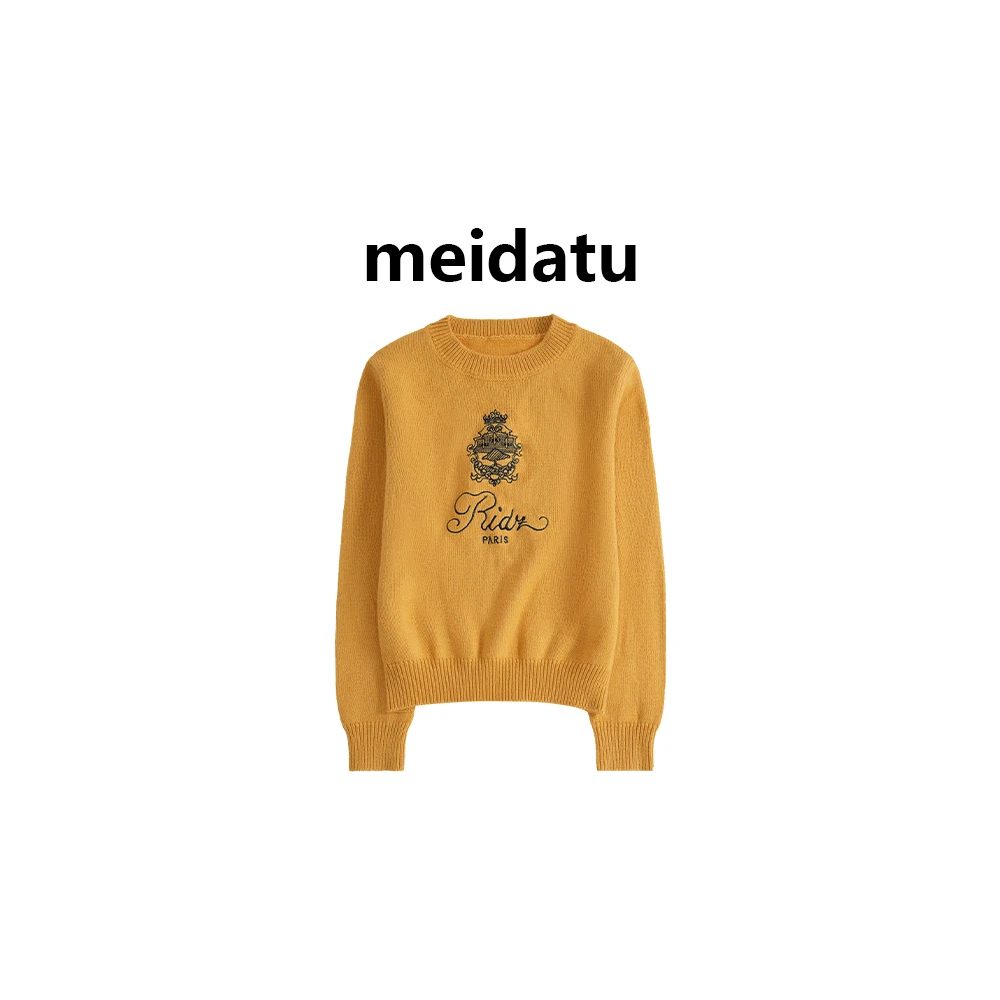 美哒兔（温蒂假日）重工刺绣圆领毛衣（bm1300-1）