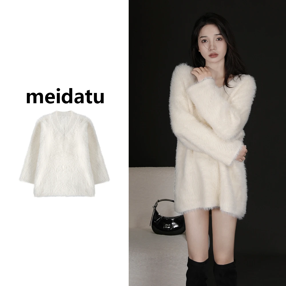 美哒兔（绒意深秋）软糯水貂毛v领慵懒毛衣（bm1062-Q）