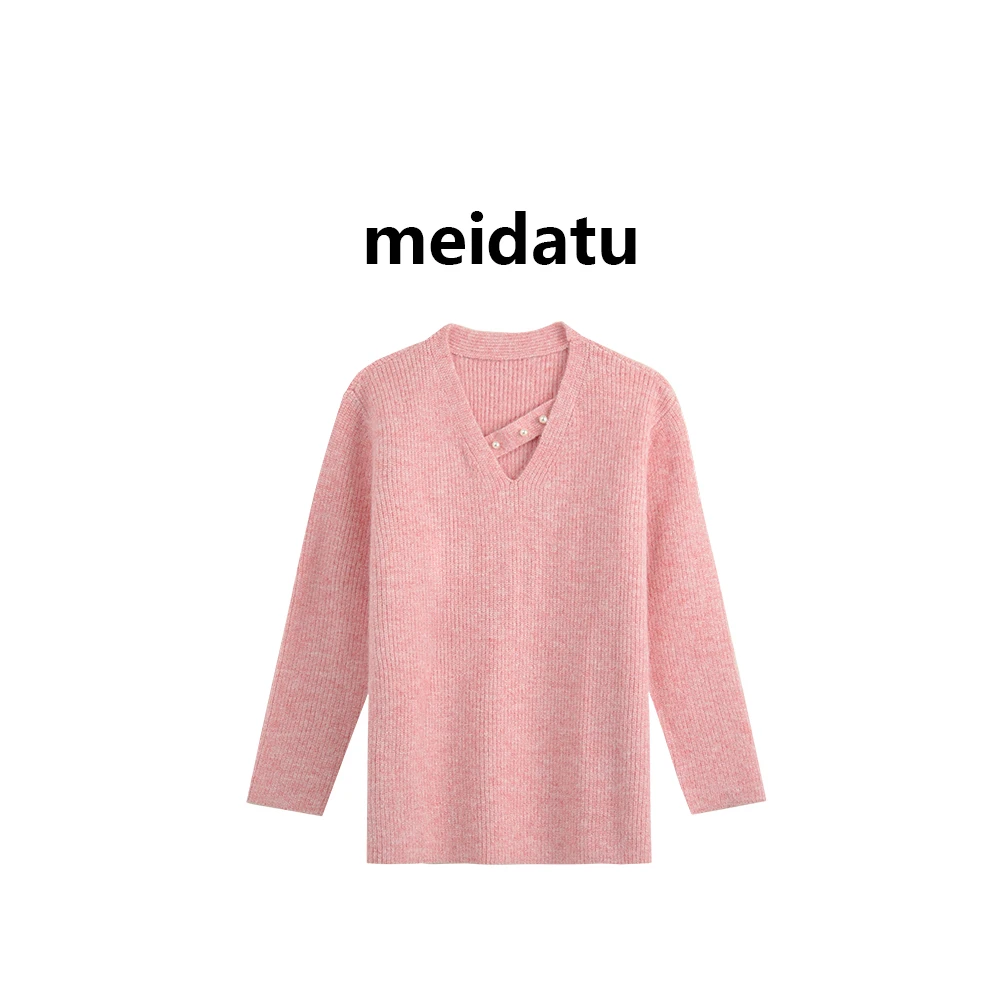 美哒兔（蜜桃奶冻）慵懒v领钉珠毛织厚实宽松上衣b（bm1403-8Q）