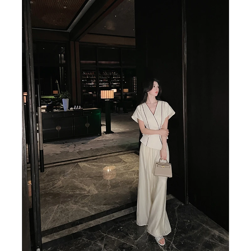 CUI CUI 崔崔【罗曼尼庄园】设计款外套气质高腰显瘦时尚休闲C02343