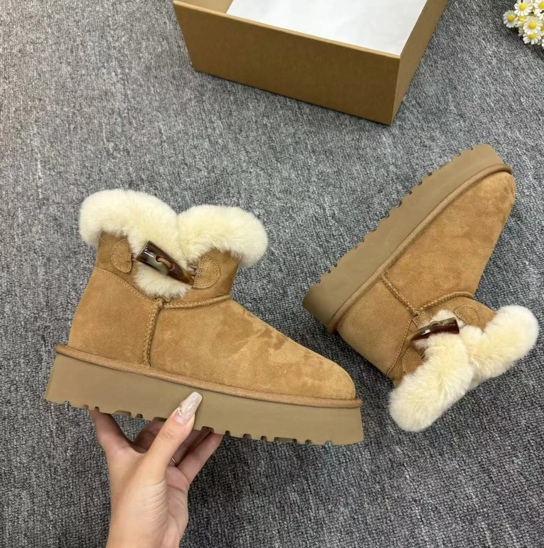 YIMELLUGG短筒雪地靴桑坡秋冬牛角扣厚底皮毛一体百搭时尚休闲女2