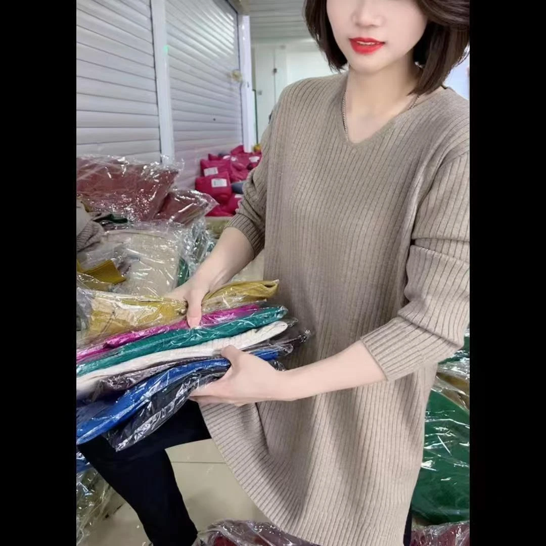 V领中长款打底衫毛衣秋季新款简单休闲百搭洋气时尚中长款针织衫