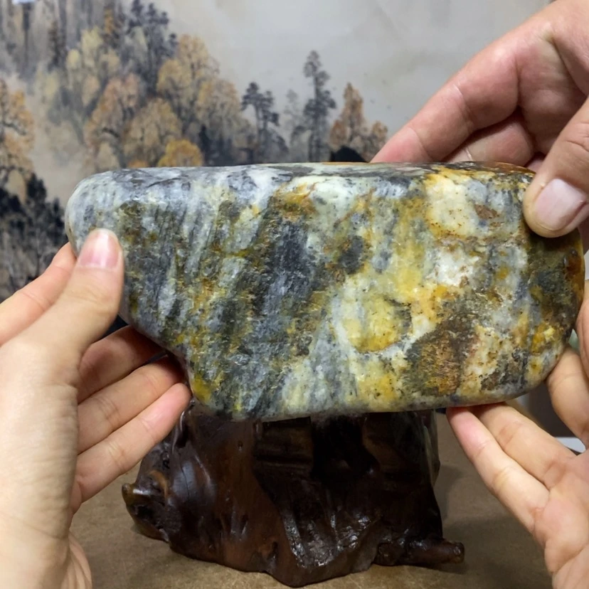 【闪购商品】岫玉原石未镶嵌燃*?