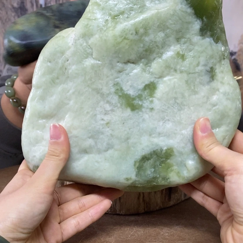 【闪购商品】岫玉原石未镶嵌师*