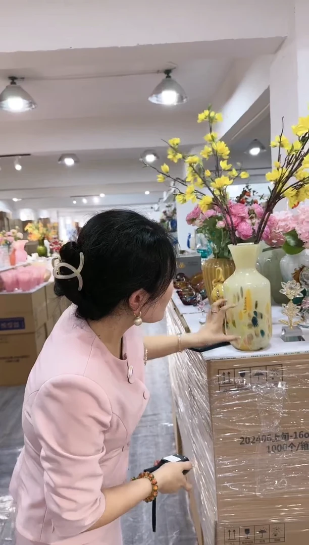 【闪购商品】悠花瓶P-66薇