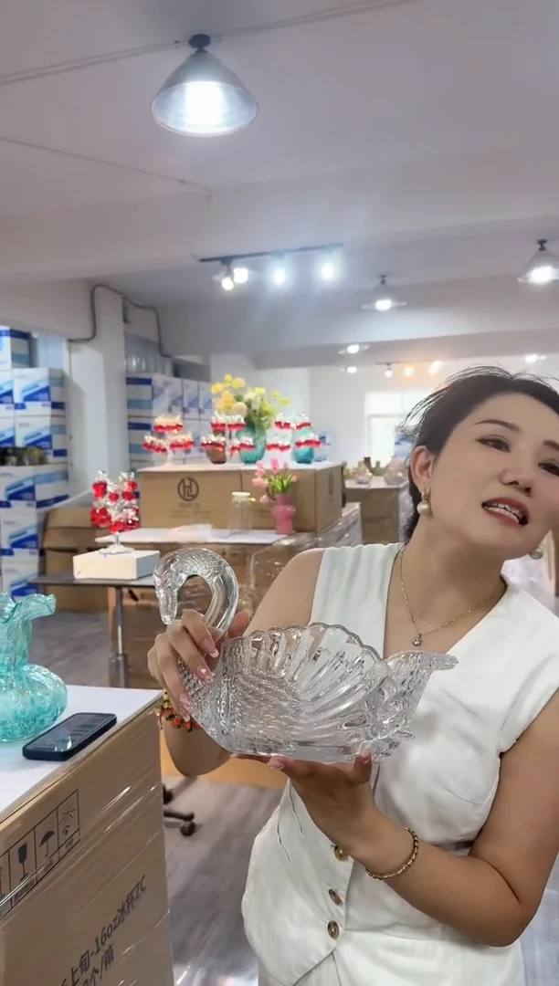【闪购商品】瑞花瓶E-18晚