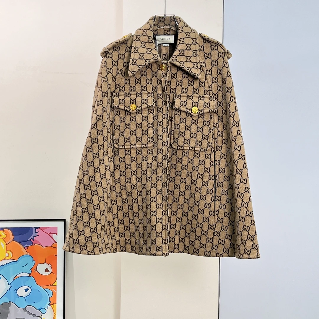 99新 GUCCI/古驰 Gucci斗篷 尺码:M码/成色99/Xsps6221