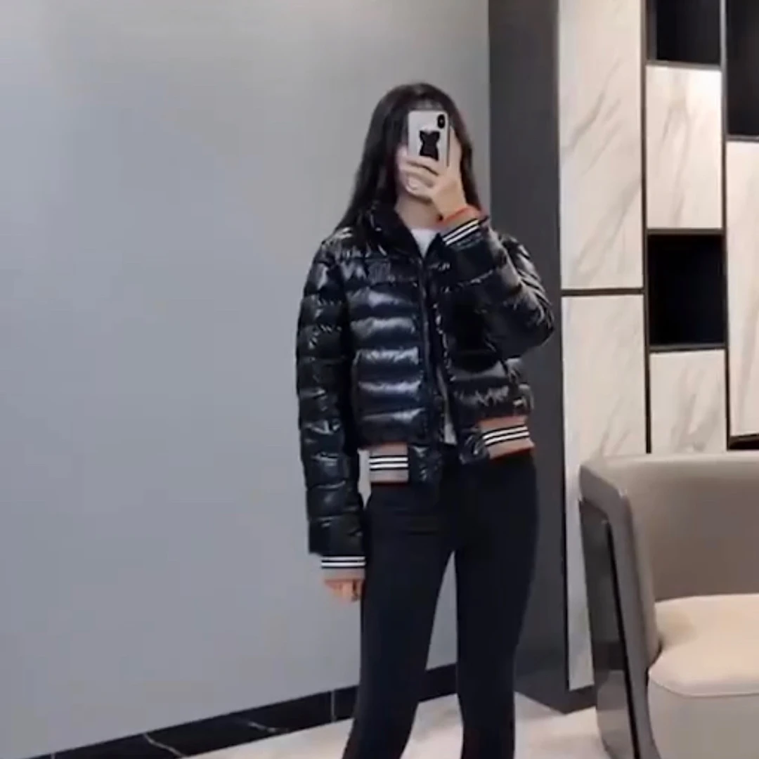 全新未使用 BURBERRY/博柏利 羽绒服/Xs码/Xsp29248