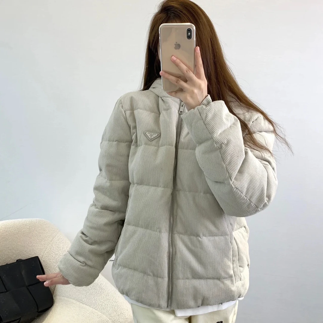全新未使用 Prada/普拉达 羽绒服/52码/ABC044