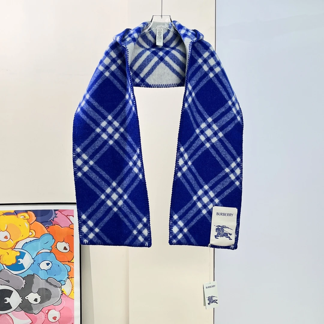 全新未使用 BURBERRY/博柏利 连帽围巾/195*30/XspA280